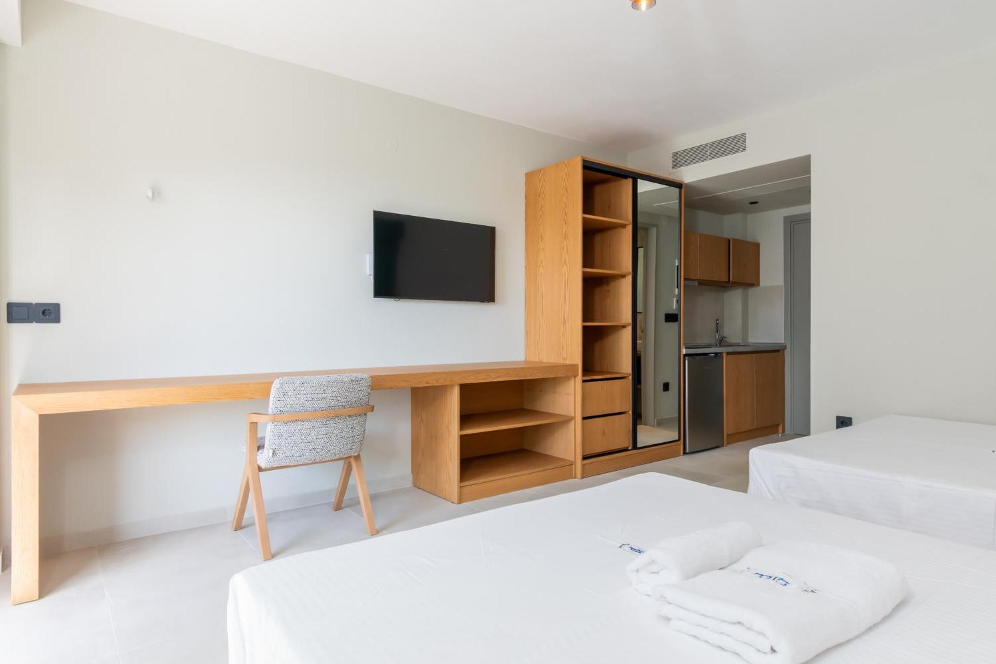 Hp Family Suites Neos Marmaras Oda fotoğraf